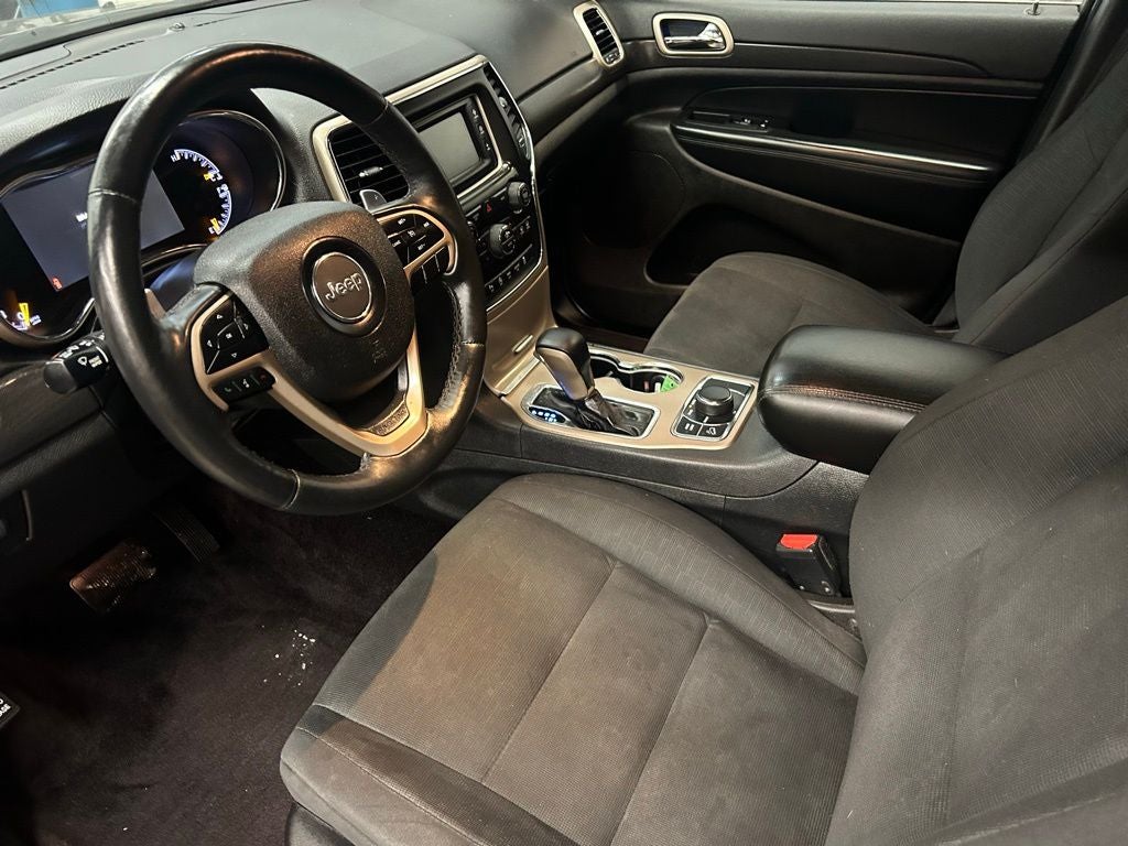 2017 Jeep Grand Cherokee Laredo 4x4