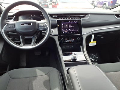 2026 Jeep Grand Cherokee GRAND CHEROKEE LAREDO 4X4