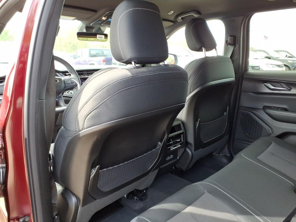 2026 Jeep Grand Cherokee GRAND CHEROKEE LAREDO 4X4