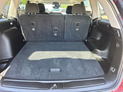 2023 Jeep Grand Cherokee Laredo 4x4