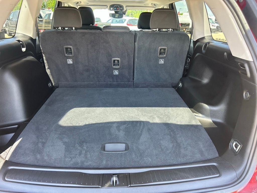 2023 Jeep Grand Cherokee Laredo 4x4