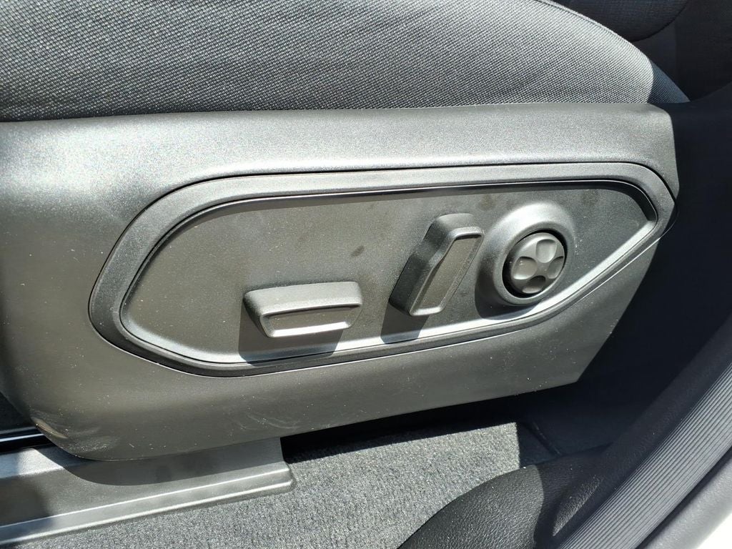 2026 Jeep Grand Cherokee GRAND CHEROKEE LAREDO 4X4