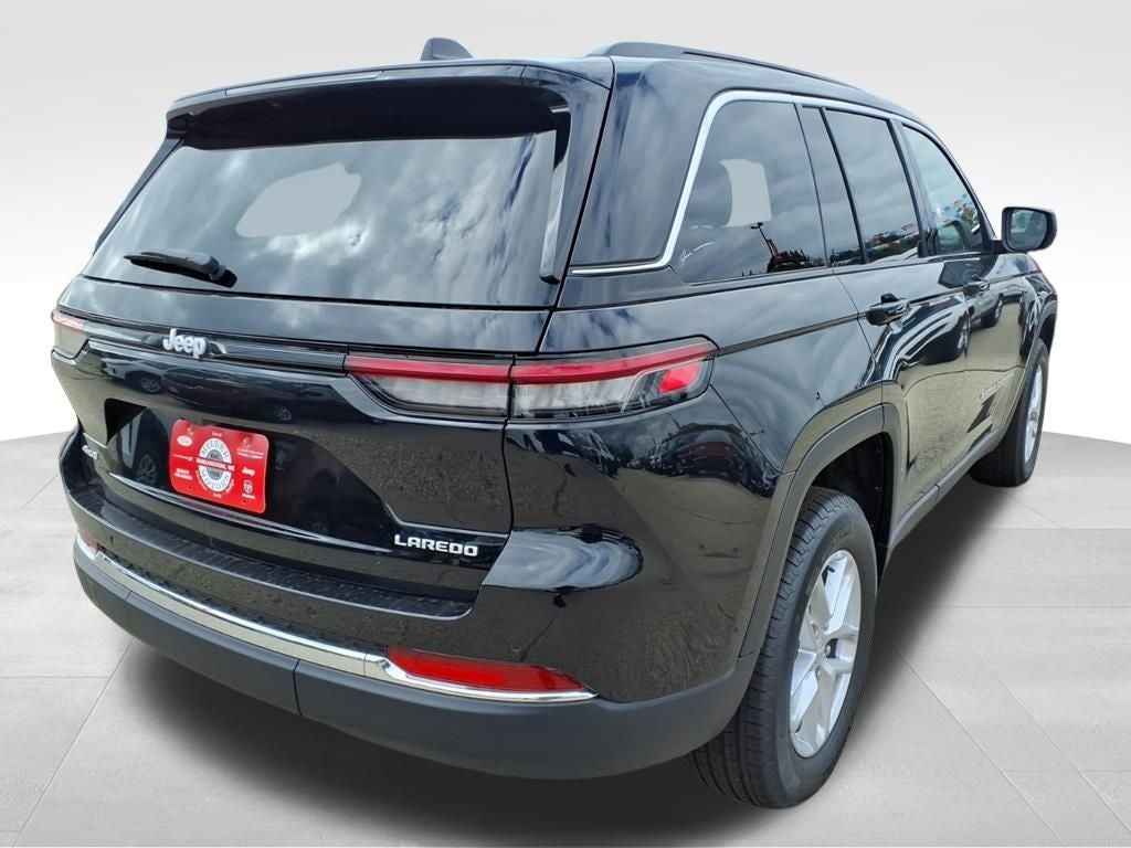 2025 Jeep Grand Cherokee GRAND CHEROKEE LAREDO X 4X4
