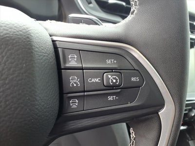 2025 Jeep Grand Cherokee GRAND CHEROKEE LAREDO X 4X4