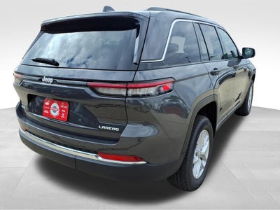 2025 Jeep Grand Cherokee GRAND CHEROKEE LAREDO X 4X4