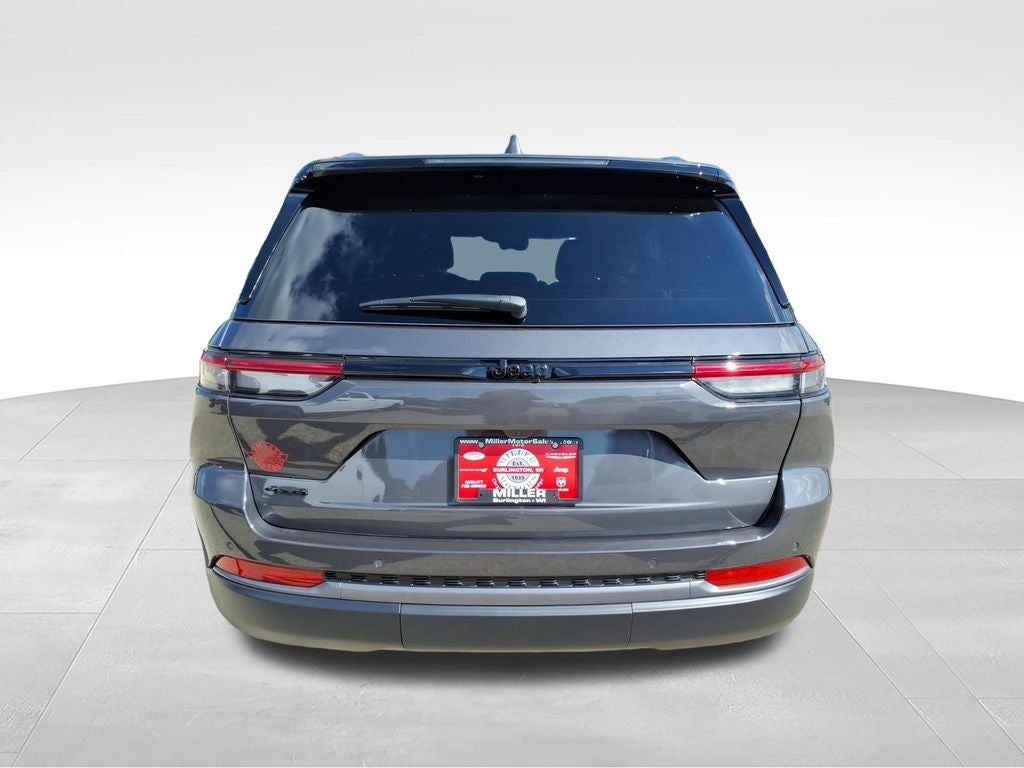 2026 Jeep Grand Cherokee GRAND CHEROKEE LAREDO ALTITUDE 4X4