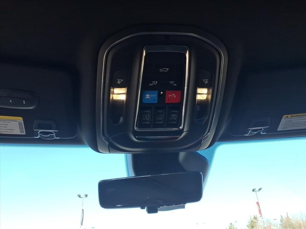 2026 Jeep Grand Cherokee GRAND CHEROKEE LIMITED RESERVE 4X4