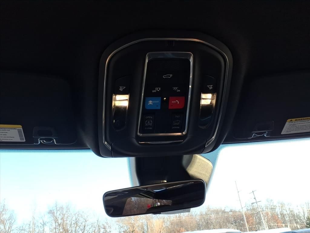 2025 Jeep Grand Cherokee GRAND CHEROKEE L ALTITUDE X 4X4