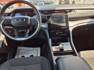 2025 Jeep Grand Cherokee GRAND CHEROKEE L LAREDO 4X4