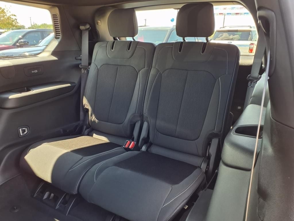 2025 Jeep Grand Cherokee GRAND CHEROKEE L LAREDO 4X4