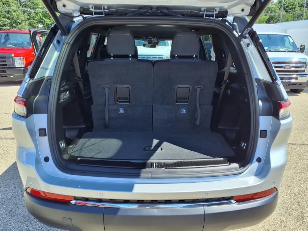 2025 Jeep Grand Cherokee GRAND CHEROKEE L LAREDO 4X4