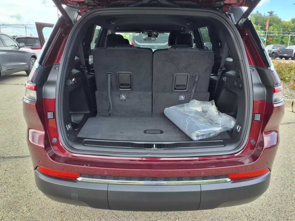 2025 Jeep Grand Cherokee GRAND CHEROKEE L LAREDO 4X4