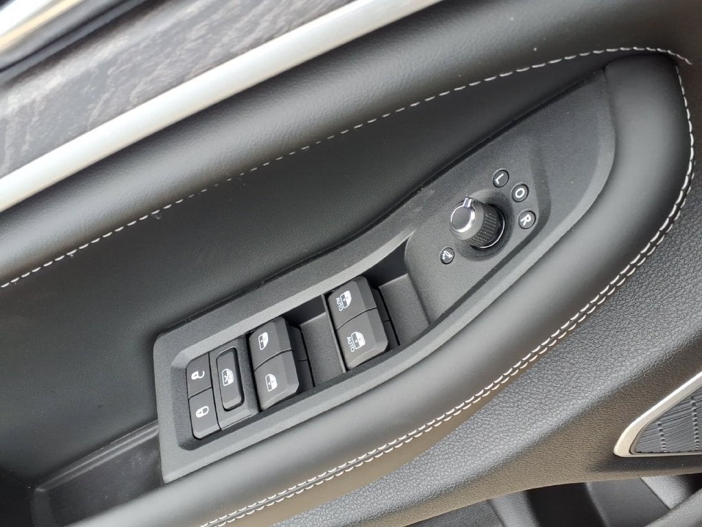 2027 Jeep Grand Cherokee GRAND CHEROKEE L LIMITED RESERVE 4X4