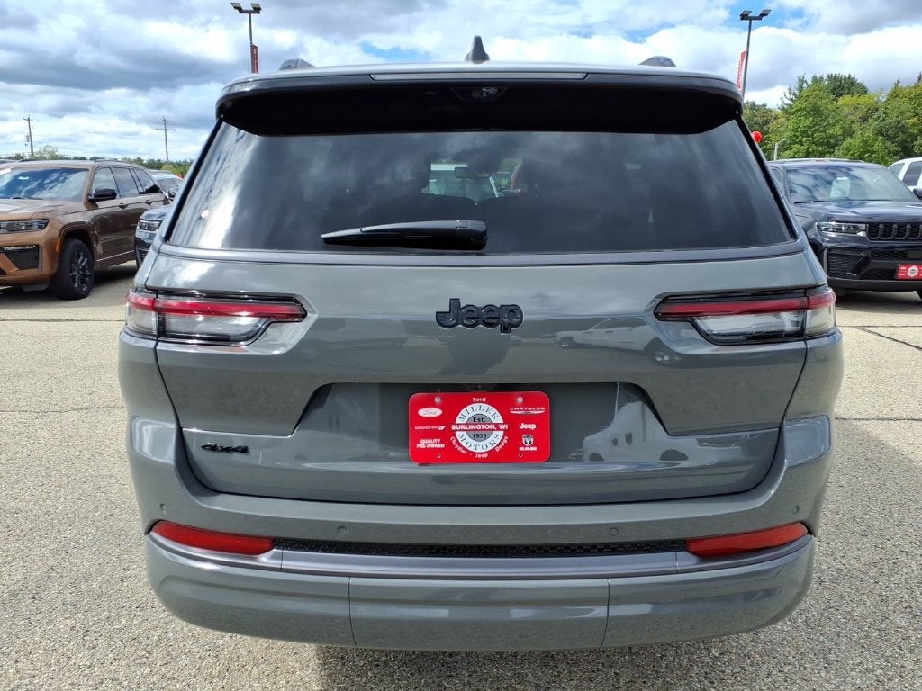 2027 Jeep Grand Cherokee GRAND CHEROKEE L LIMITED RESERVE 4X4
