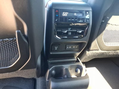 2026 Jeep Grand Cherokee GRAND CHEROKEE L LIMITED RESERVE 4X4
