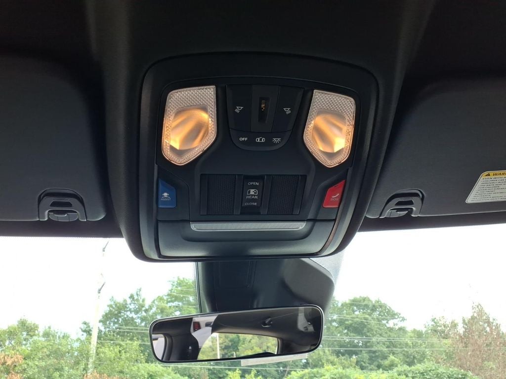 2026 RAM 1500 RAM 1500 TRADESMAN CREW CAB 4X4 5'7' BOX