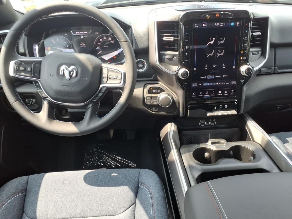 2026 RAM 1500 RAM 1500 BIG HORN CREW CAB 4X4 5'7' BOX