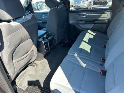 2022 RAM 1500 Big Horn Crew Cab 4x4 5'7' Box