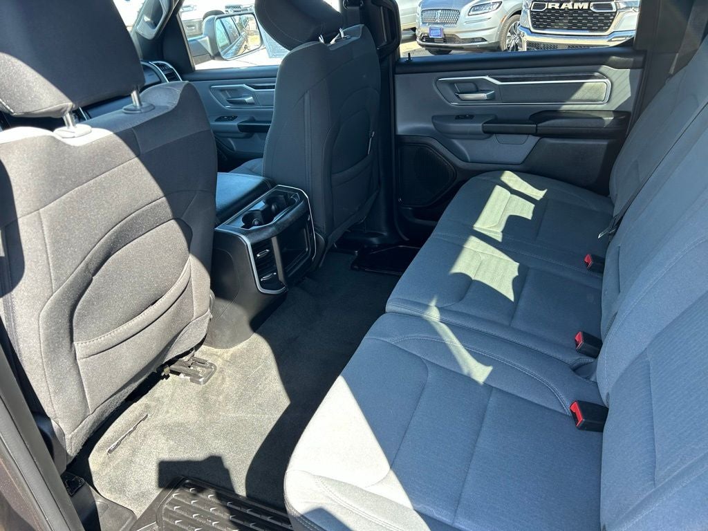 2022 RAM 1500 Big Horn Crew Cab 4x4 5'7' Box