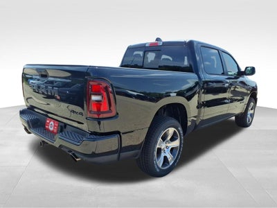 2026 RAM Ram 1500 RAM 1500 EXPRESS CREW CAB 4X4 5'7' BOX