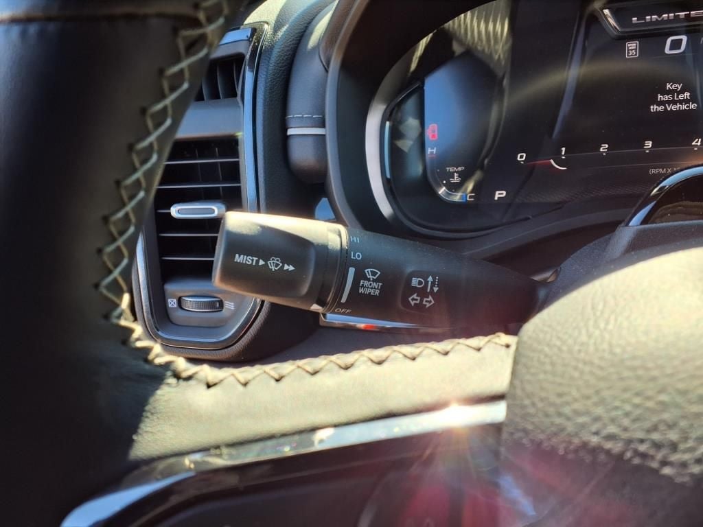2025 RAM Ram 1500 Limited Crew Cab 4x4 5'7' Box
