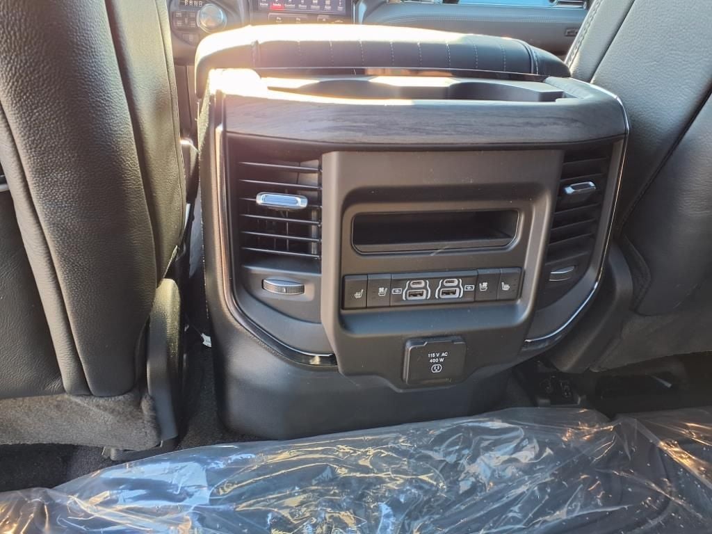 2025 RAM Ram 1500 Limited Crew Cab 4x4 5'7' Box