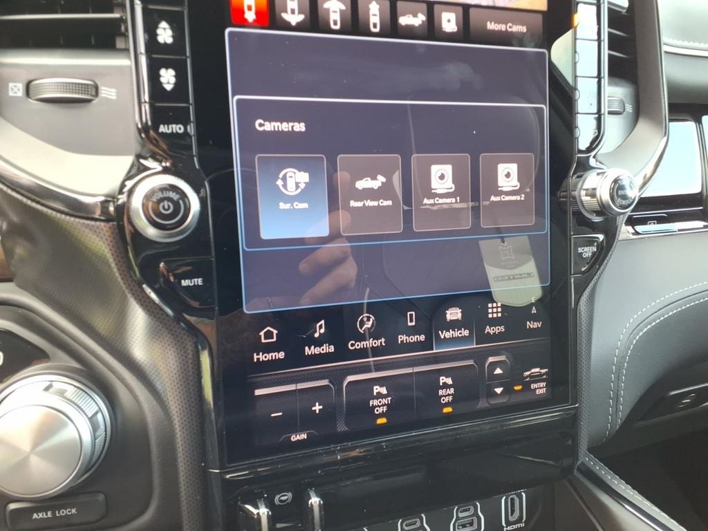 2026 RAM 1500 RAM 1500 LIMITED CREW CAB 4X4 5'7' BOX