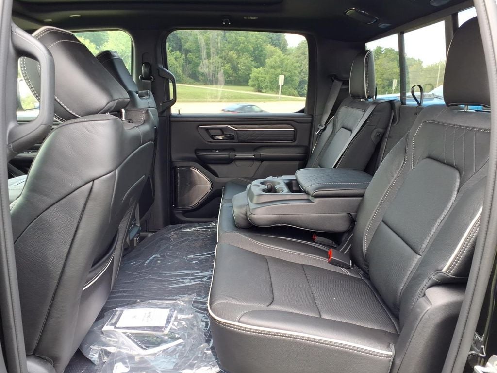 2026 RAM 1500 RAM 1500 LIMITED CREW CAB 4X4 5'7' BOX