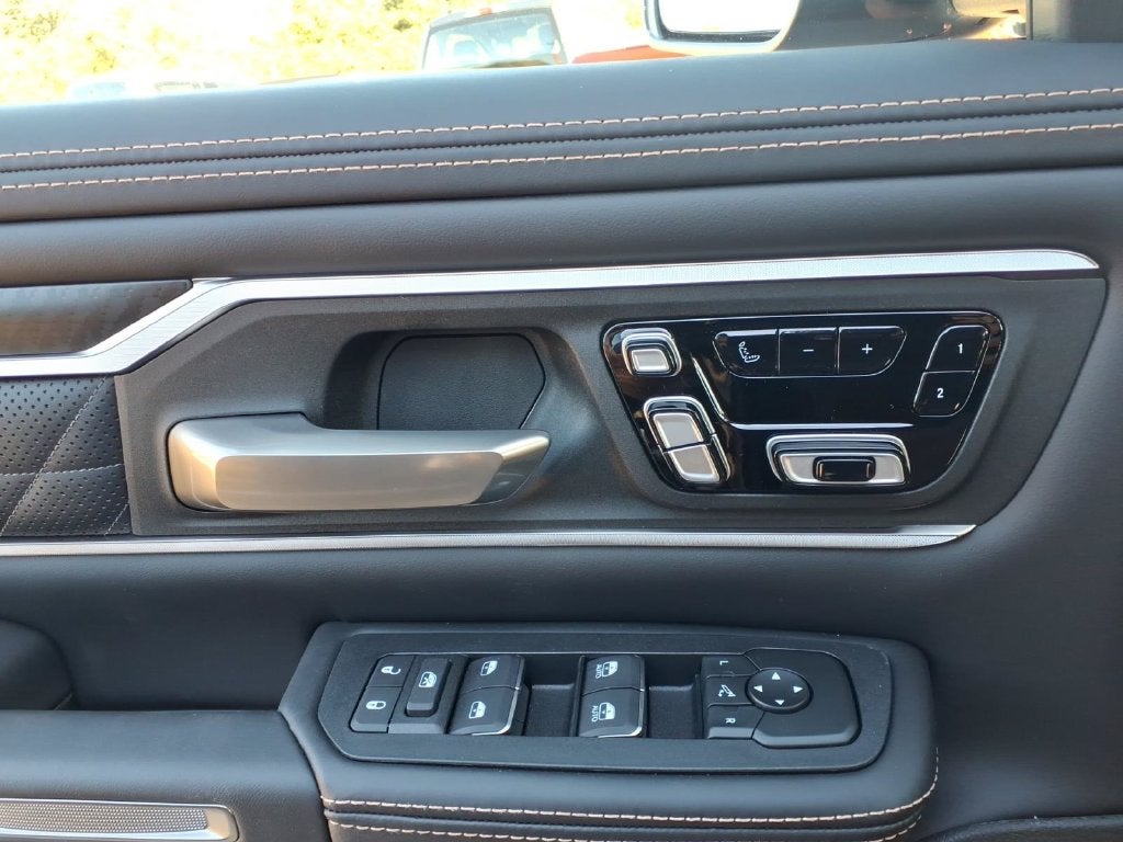2027 RAM Ram 1500 RAM 1500 TUNGSTEN CREW CAB 4X4 5'7' BOX