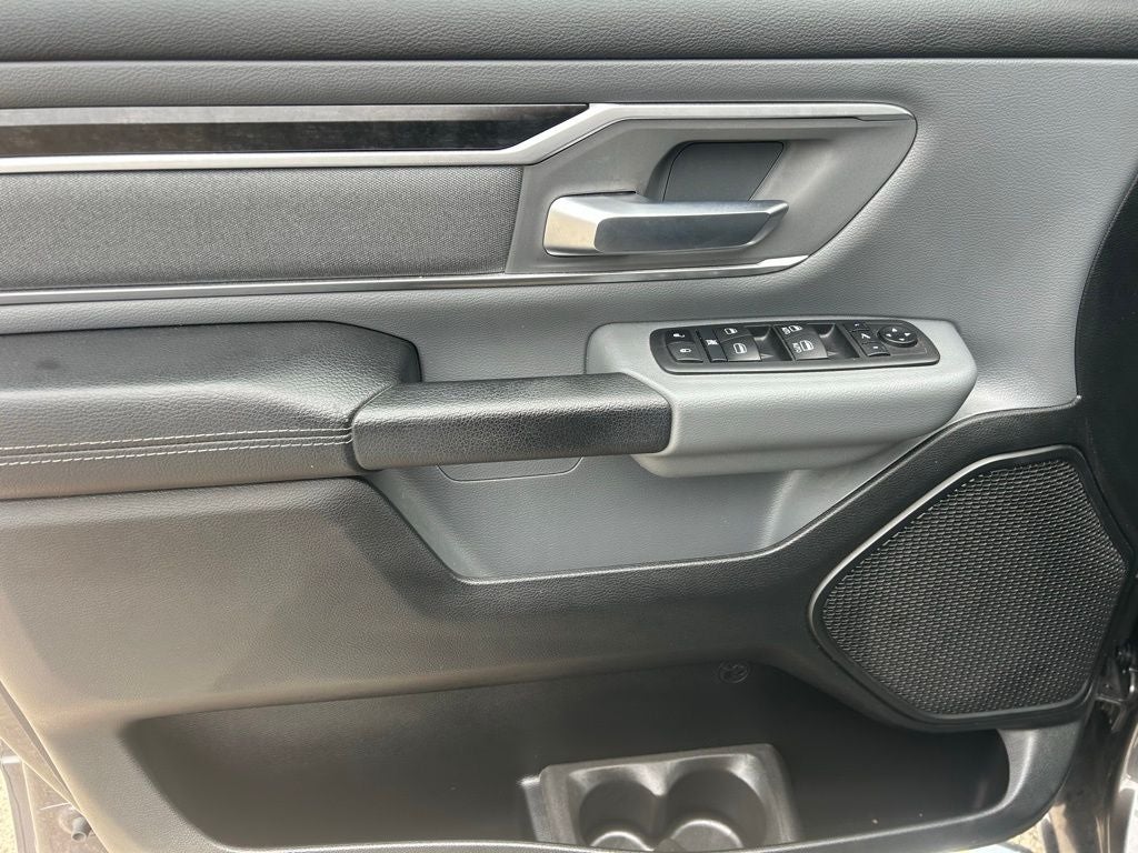 2021 RAM 1500 Big Horn Crew Cab 4x4 6'4' Box