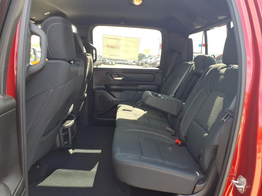2026 RAM Ram 1500 RAM 1500 EXPRESS CREW CAB 4X4 6'4' BOX