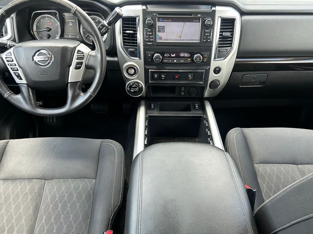 2018 Nissan TITAN SV