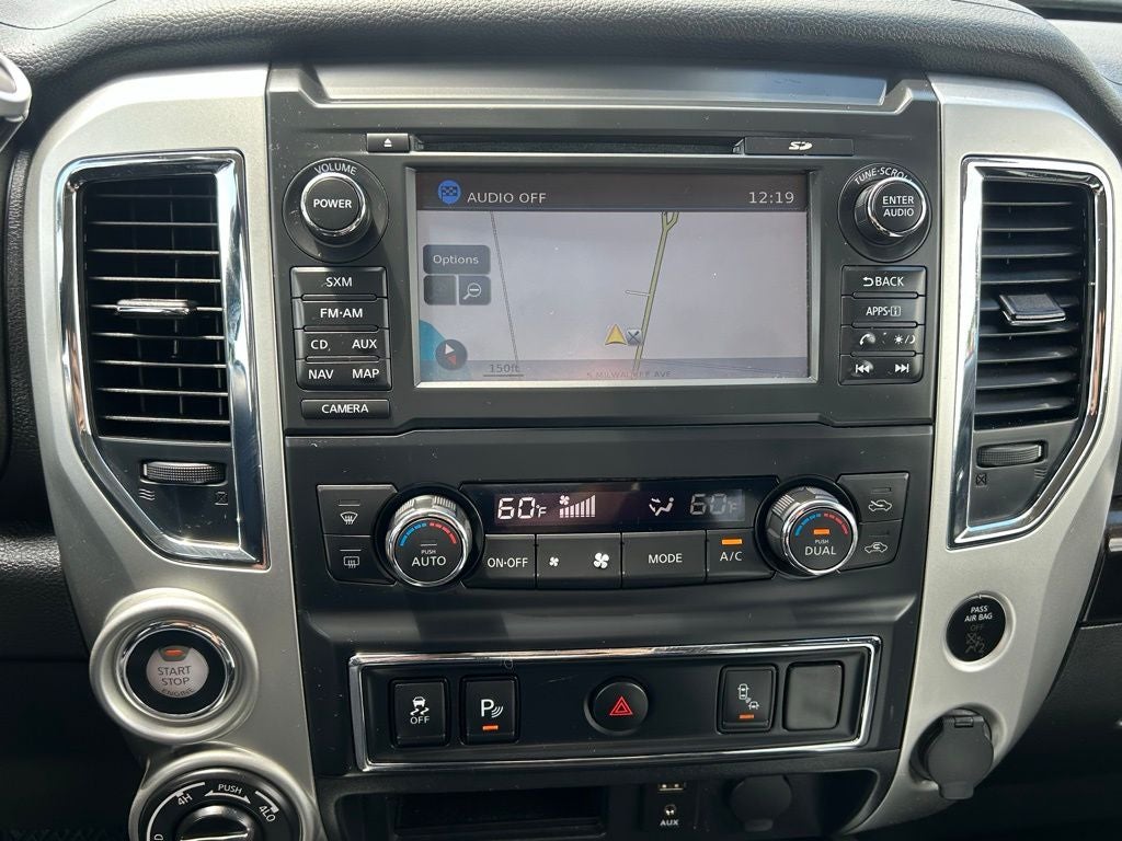2018 Nissan TITAN SV