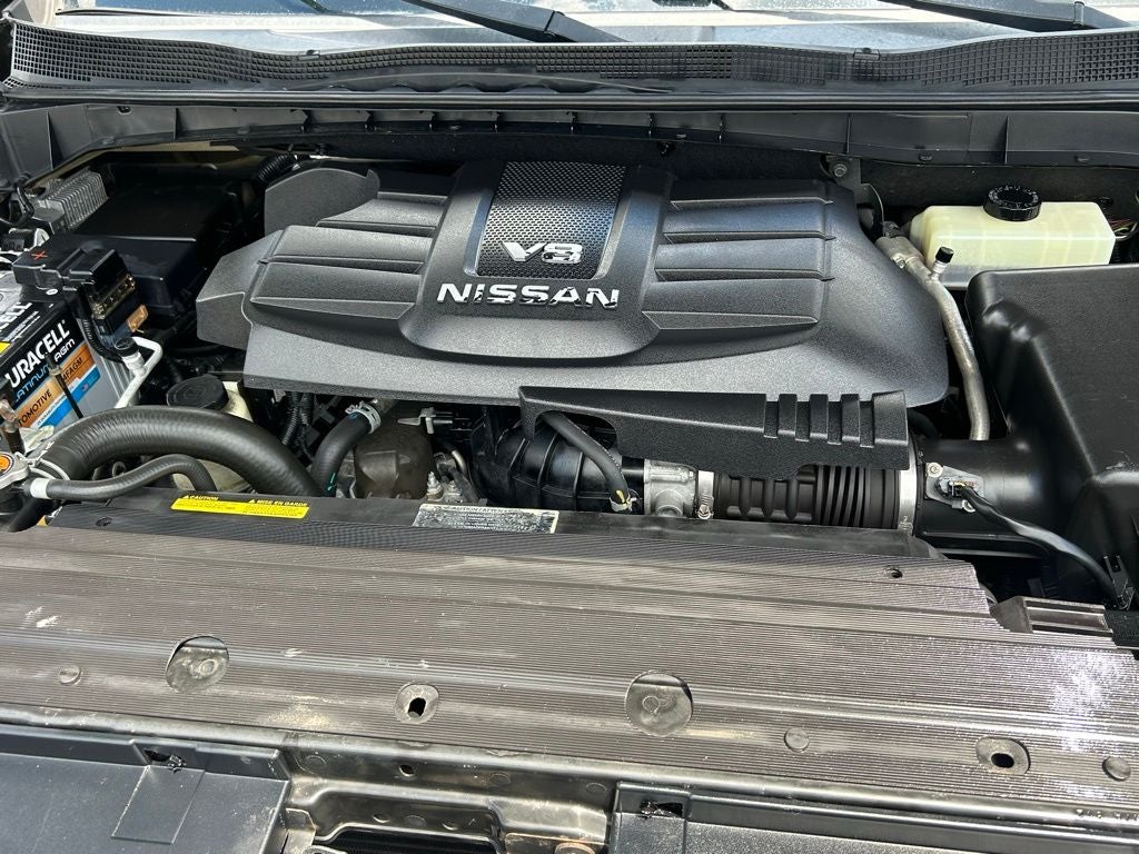 2018 Nissan TITAN SV