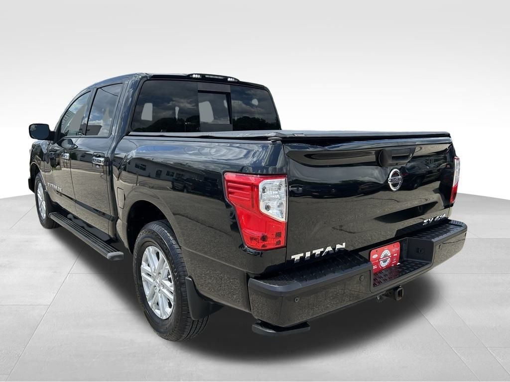 2018 Nissan TITAN SV