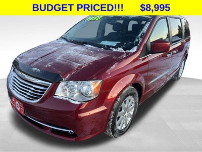 2016 Chrysler Town & Country Touring