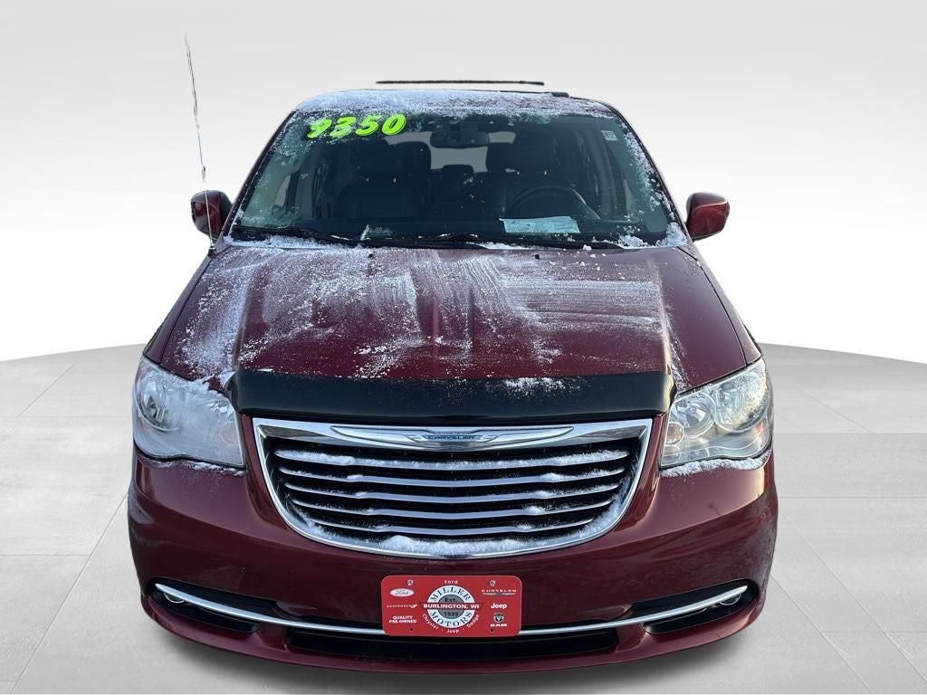 2016 Chrysler Town & Country Touring