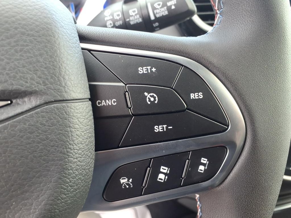 2027 Chrysler Pacifica PACIFICA SELECT