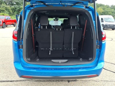 2027 Chrysler Pacifica PACIFICA SELECT