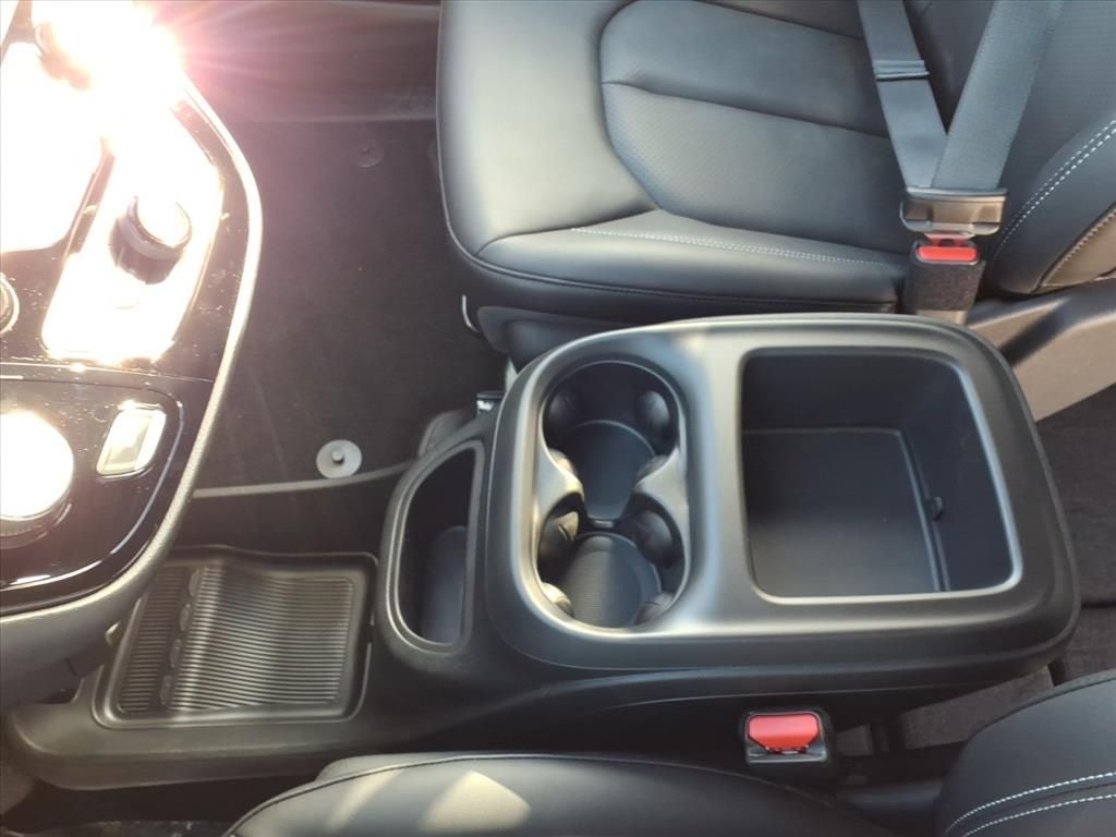 2026 Chrysler Voyager VOYAGER LX