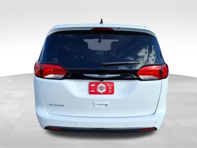 2026 Chrysler Voyager VOYAGER LX