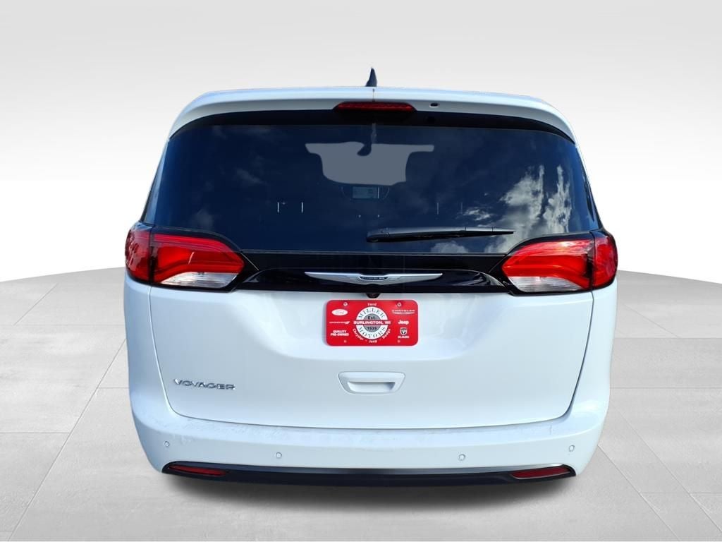 2026 Chrysler Voyager VOYAGER LX