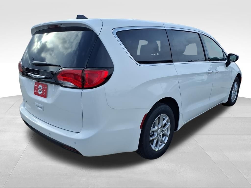 2026 Chrysler Voyager VOYAGER LX