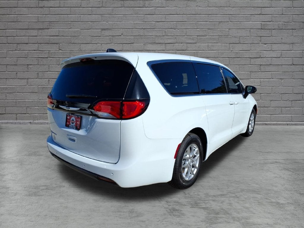 2027 Chrysler Pacifica PACIFICA LX