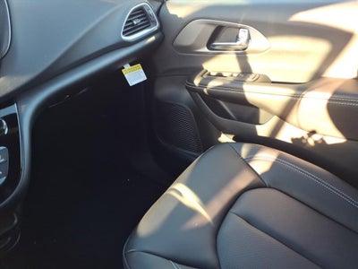 2026 Chrysler Voyager VOYAGER LX