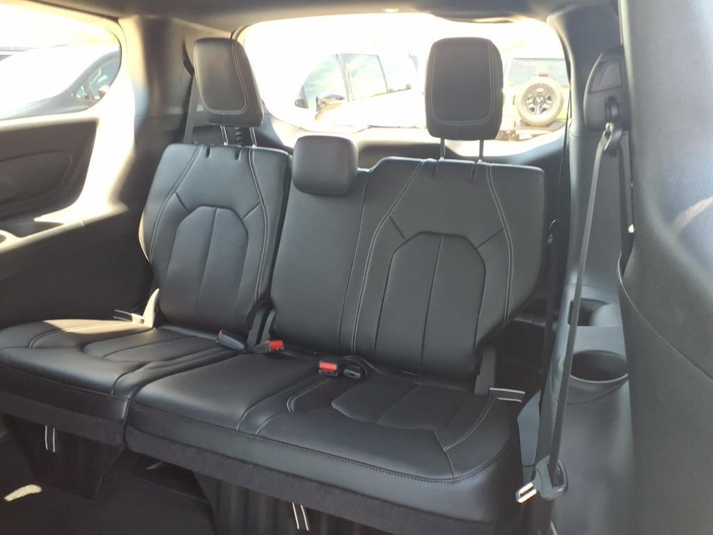 2027 Chrysler Pacifica PACIFICA LX