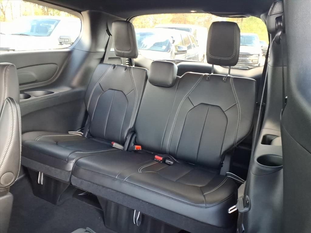 2026 Chrysler Voyager VOYAGER LX