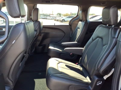 2027 Chrysler Pacifica PACIFICA LX