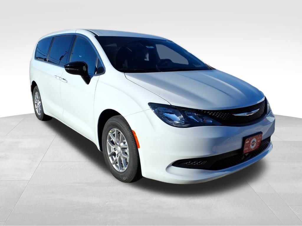 2026 Chrysler Voyager VOYAGER LX