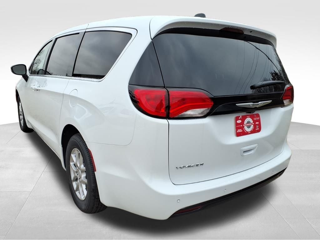 2026 Chrysler Voyager VOYAGER LX